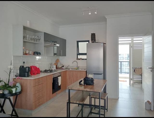 2 BEDROOM APARTMENT TO LET IN UMHLANGA RIDGE
